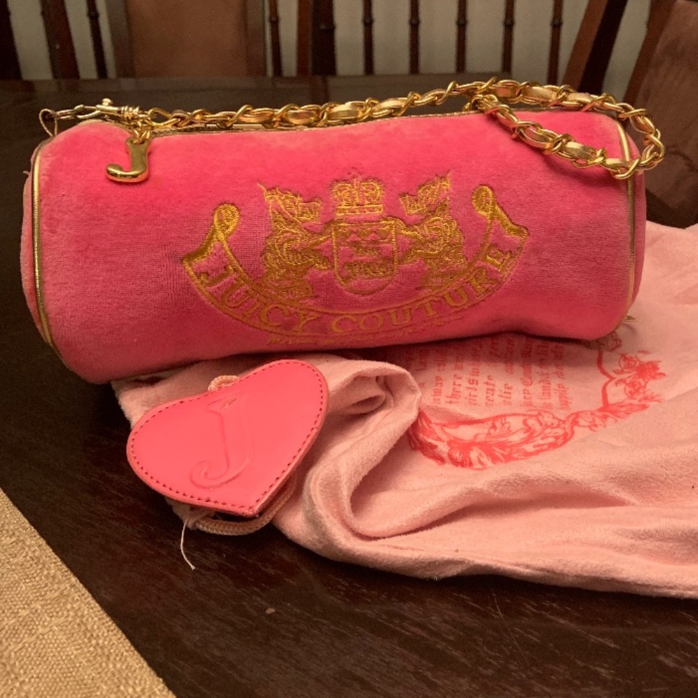 PINK AND GOLD VELOUR BAG❤️